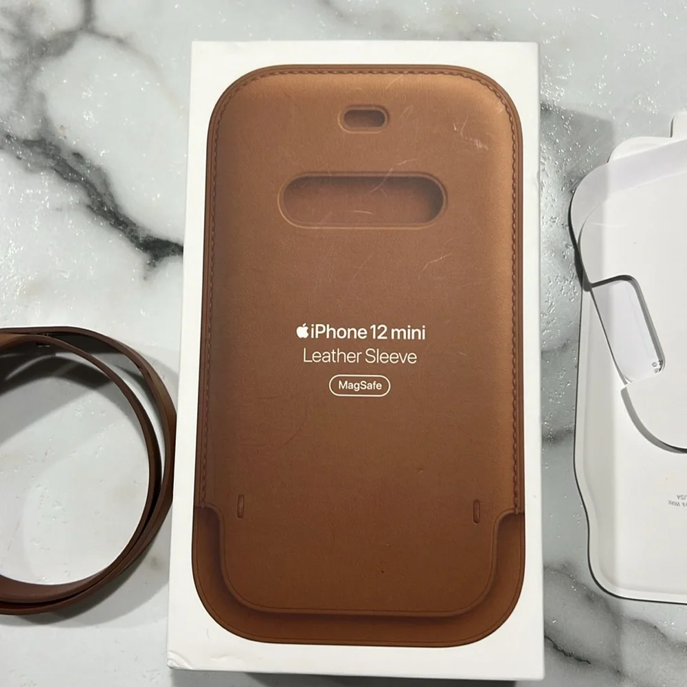 Apple iPhone 12 mini Leather Sleeve New